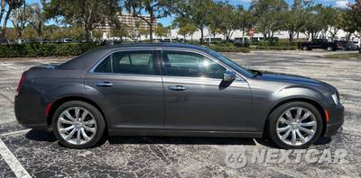 2018 Chrysler 300 Limited - zdjęcie 6 z 11 - miniatura
