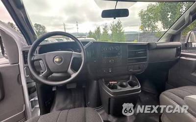 2025 Chevrolet Express 2500 Cargo Van 1WT 135.0" WB - zdjęcie 10 z 27 - miniatura