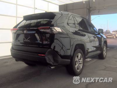 2023 Toyota RAV4 XLE - zdjęcie 4 z 17 - miniatura