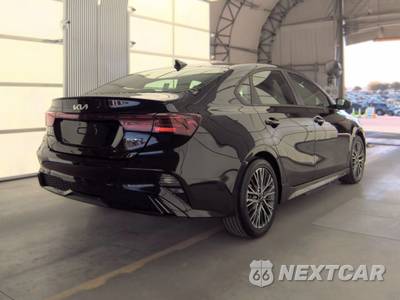 2023 Kia Forte GT-Line - zdjęcie 4 z 19 - miniatura