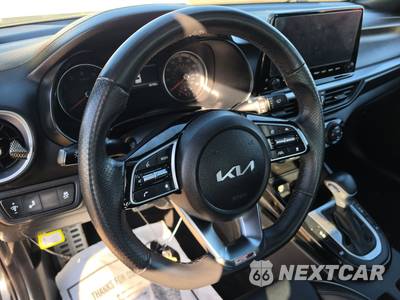 2023 Kia Forte GT-Line - zdjęcie 10 z 19 - miniatura