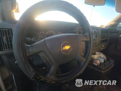 2017 Chevrolet Express 3500 Cutaway 1WT - zdjęcie 10 z 18 - miniatura