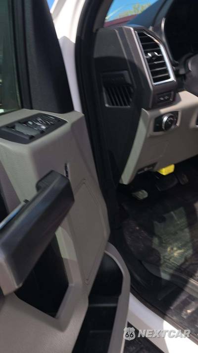 2017 Ford Super Duty F-250 XLT Crew Cab Medium Bed - zdjęcie 19 z 23 - miniatura