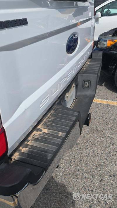 2017 Ford Super Duty F-250 XLT Crew Cab Medium Bed - zdjęcie 21 z 23 - miniatura