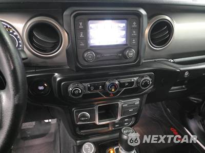 2020 Jeep Wrangler Sport - zdjęcie 11 z 21 - miniatura