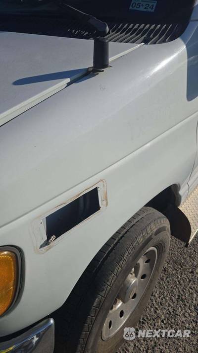 2003 Ford Super Duty E-350 Recreational Van 138.0" WB - zdjęcie 20 z 23 - miniatura
