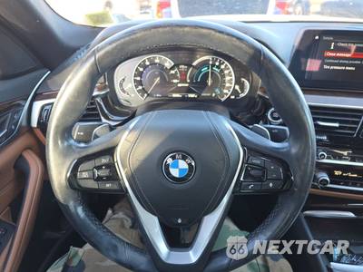 2018 BMW 5 Series Sedan xDrive iPerformance SPORT LINE - zdjęcie 10 z 26 - miniatura