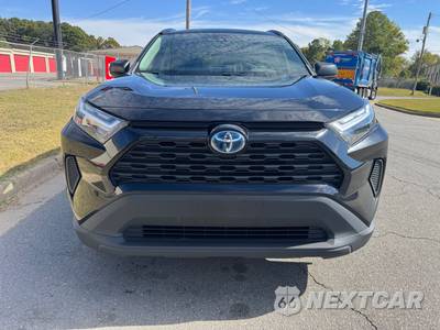 2023 Toyota RAV4 Hybrid LE - zdjęcie 3 z 30 - miniatura