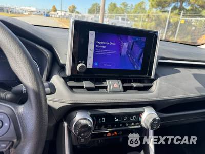 2023 Toyota RAV4 Hybrid LE - zdjęcie 21 z 30 - miniatura