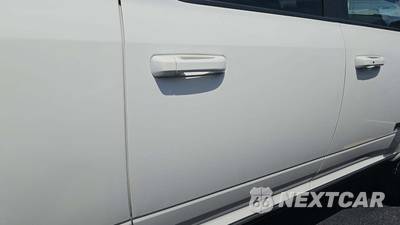 2022 Ram 3500 Laramie Extended Crew Cab Medium Bed - zdjęcie 29 z 32 - miniatura