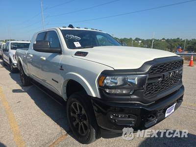 2022 Ram 3500 Laramie Extended Crew Cab Medium Bed - zdjęcie 3 z 32 - miniatura