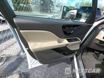 2023 Lincoln Aviator Standard - zdjęcie 9 z 24 - miniatura