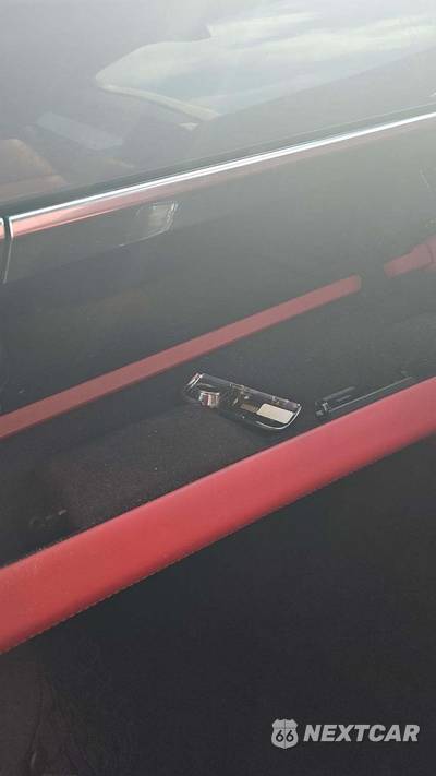 2016 Porsche Panamera Edition - zdjęcie 22 z 49 - miniatura