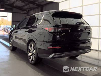 2025 Mitsubishi Outlander SE - zdjęcie 6 z 25 - miniatura