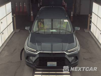 2025 Toyota Grand Highlander XLE - zdjęcie 2 z 32 - miniatura