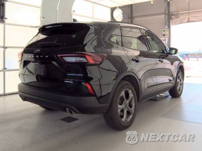 2025 Ford Escape ST-Line - zdjęcie 4 z 27 - miniatura