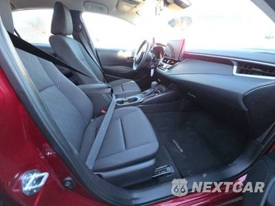 2026 Toyota Corolla LE Sedan - zdjęcie 8 z 27 - miniatura