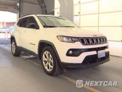 2025 Jeep Compass Latitude - zdjęcie 3 z 26 - miniatura