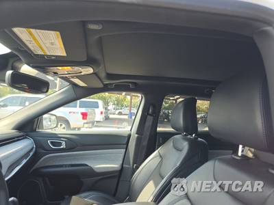 2025 Jeep Compass Latitude - zdjęcie 24 z 26 - miniatura