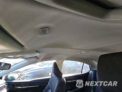 2025 Toyota Camry LE - zdjęcie 17 z 28 - miniatura