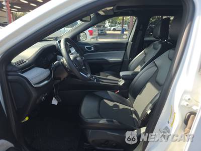 2025 Jeep Compass Latitude - zdjęcie 7 z 26 - miniatura