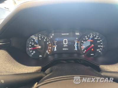 2025 Jeep Compass Latitude - zdjęcie 12 z 24 - miniatura