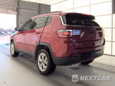 2025 Jeep Compass Latitude - zdjęcie 6 z 24 - miniatura