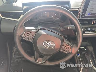 2025 Toyota Corolla LE Sedan - zdjęcie 10 z 33 - miniatura