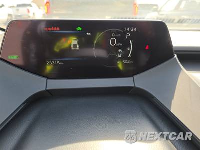 2025 Toyota Prius LE - zdjęcie 12 z 31 - miniatura