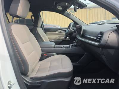 2026 Chevrolet Traverse LT 2LT - zdjęcie 8 z 28 - miniatura
