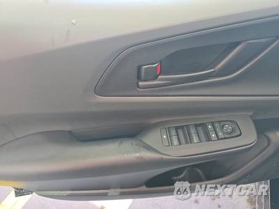 2025 Toyota Prius LE - zdjęcie 9 z 31 - miniatura