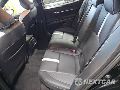 2026 Toyota Camry SE - zdjęcie 13 z 25 - miniatura