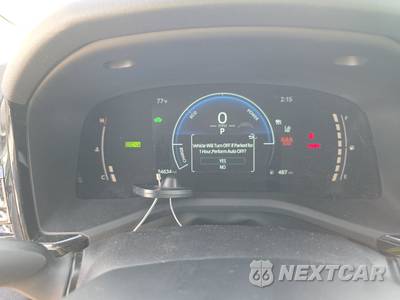 2025 Toyota Camry LE - zdjęcie 12 z 32 - miniatura