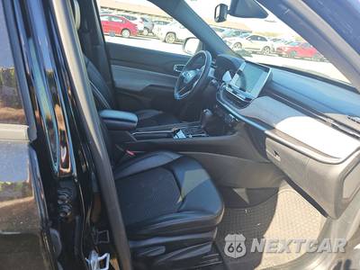 2025 Jeep Compass Latitude - zdjęcie 8 z 28 - miniatura