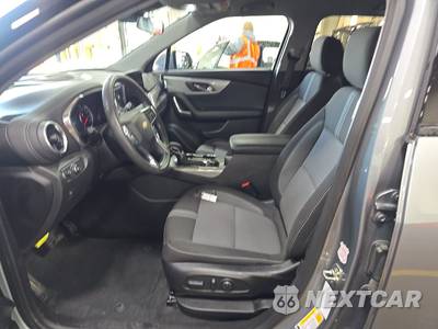 2025 Chevrolet Blazer LT 2LT - zdjęcie 7 z 31 - miniatura