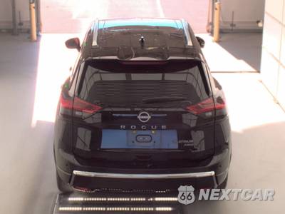 2026 Nissan Rogue Platinum - zdjęcie 5 z 22 - miniatura