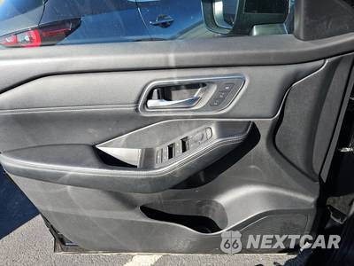 2026 Nissan Rogue Platinum - zdjęcie 9 z 22 - miniatura