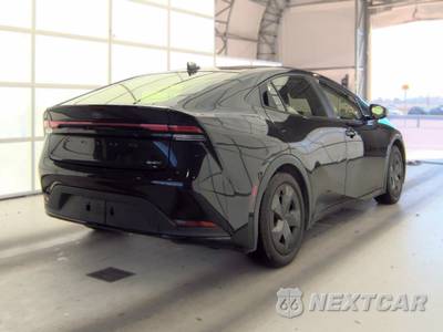 2023 Toyota Prius LE - zdjęcie 4 z 47 - miniatura