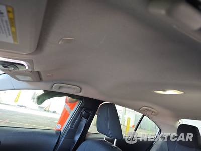 2025 Toyota Corolla LE Sedan - zdjęcie 19 z 29 - miniatura