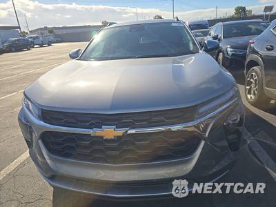 2025 Chevrolet Trax LT - zdjęcie 2 z 23 - miniatura