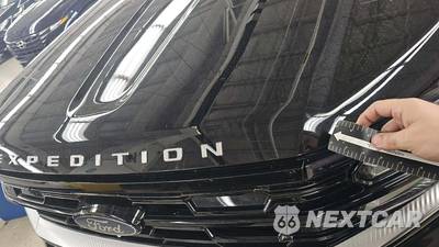 2025 Ford Expedition Platinum - zdjęcie 48 z 49 - miniatura