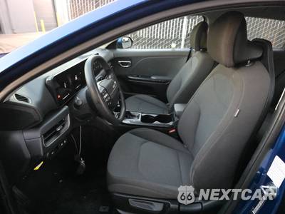 2025 Kia K4 LXS - zdjęcie 7 z 33 - miniatura