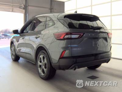 2025 Ford Escape ST-Line - zdjęcie 6 z 45 - miniatura