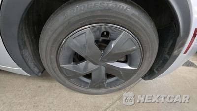 2023 Toyota Prius LE - zdjęcie 37 z 45 - miniatura