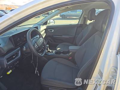 2025 Kia K4 LXS - zdjęcie 7 z 33 - miniatura