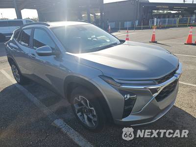 2025 Chevrolet Trax LT - zdjęcie 3 z 28 - miniatura