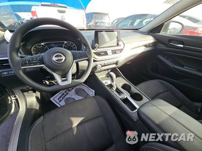 2025 Nissan Altima SV - zdjęcie 11 z 20 - miniatura