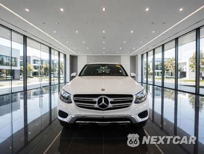 2016 Mercedes-Benz GLC 300 4MATIC - zdjęcie 1 z 26 - miniatura