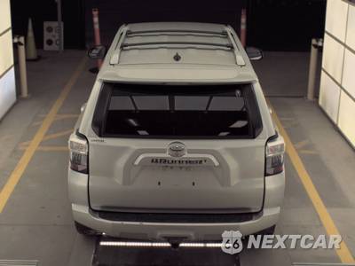 2017 Toyota 4Runner SR5 - zdjęcie 5 z 29 - miniatura