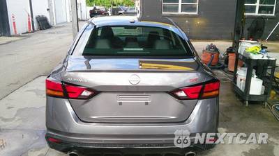 2025 Nissan Altima SR - zdjęcie 17 z 26 - miniatura